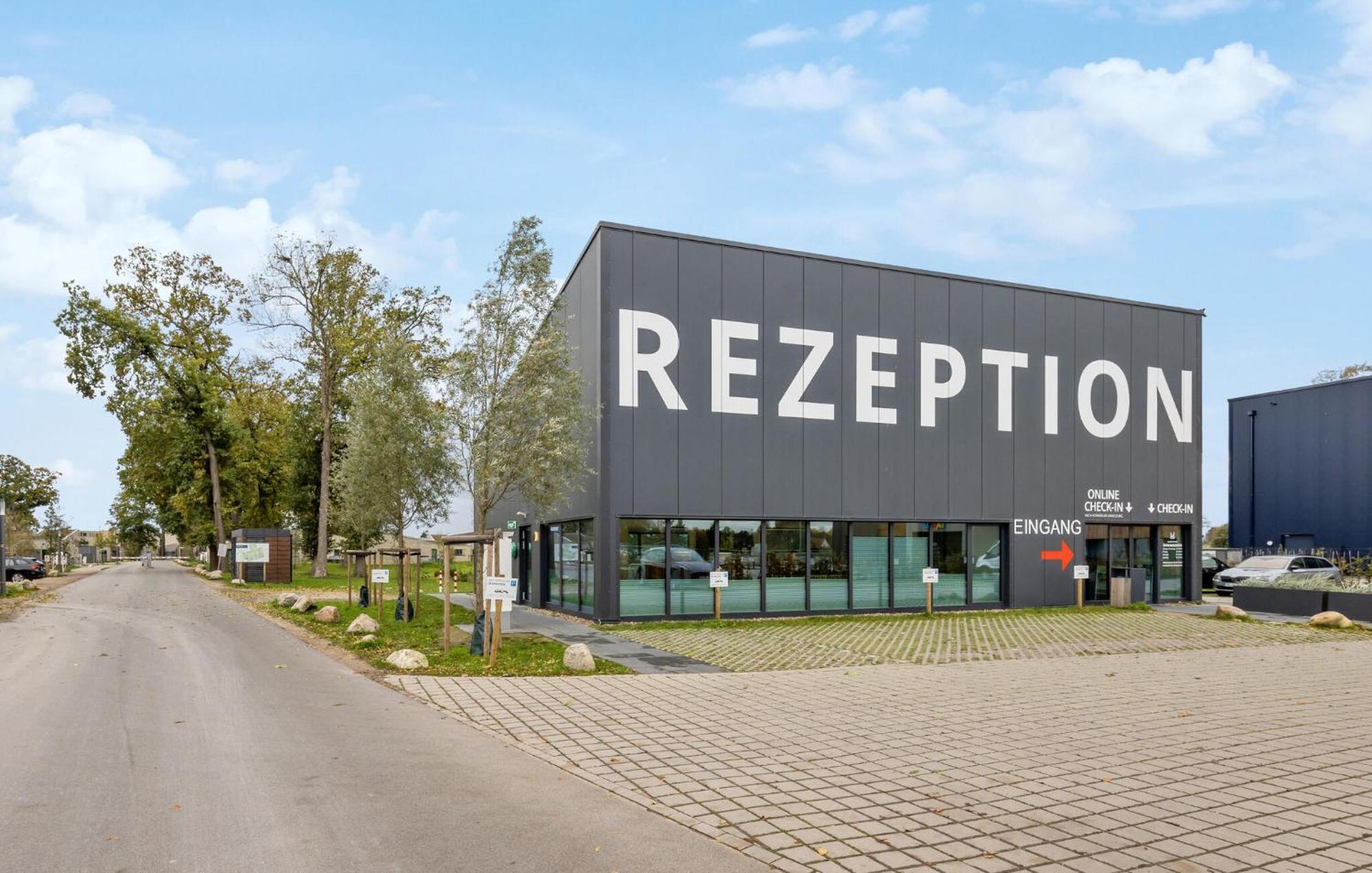 2 Bedroom Awesome Home In Lembruch-Duemmer See Екстер'єр фото